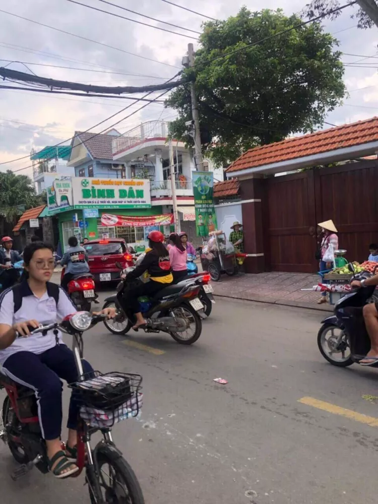 Nhà nằm Khu Dân Cư Hiện Hữu đường Số 10, Linh Xuân, Thủ Đức. Gần Trường, Bệnh Viện, Chợ