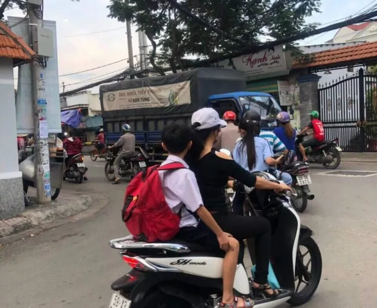 Nhà nằm Khu Dân Cư Hiện Hữu đường Số 10, Linh Xuân, Thủ Đức. Gần Trường, Bệnh Viện, Chợ