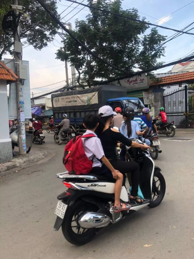 Nhà nằm Khu Dân Cư Hiện Hữu đường Số 10, Linh Xuân, Thủ Đức. Gần Trường, Bệnh Viện, Chợ