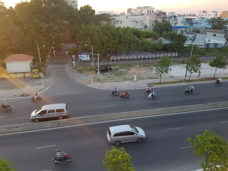 134493488_10159602466768094_3311590145180170135_o Cho thuê tòa nhà văn phòng mặt tiền đường Phạm văn Đồng, 1 trệt 2 lầu tiện kinh doanh