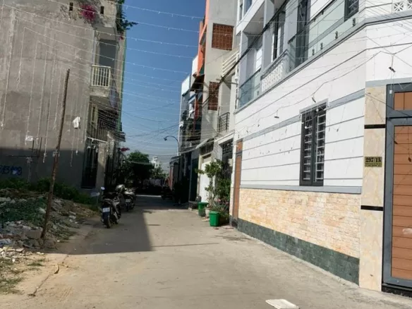 Bán nhà 1 trệt 2 lầu đường Võ Văn Hát, phường Long Trường quận 9