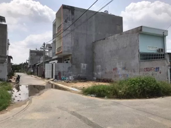 Kẹt tiền cần bán gấp lô đất hẻm 58 võ Văn Hát quận 9