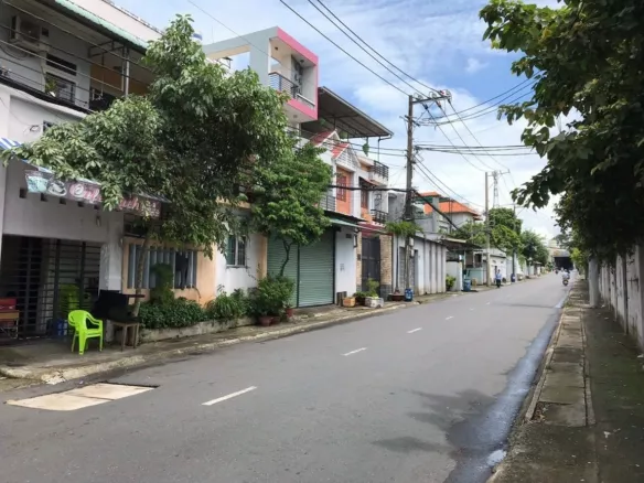 Bán nhà cấp 4 đường 6 đăng văn Bi.hẻm xe hơi