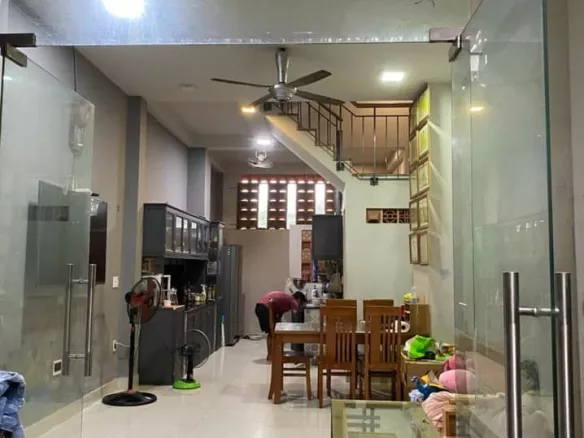 Bán Nhà 4 tầng HXH Đường 11 Trường Thọ ,Ngay Đặng văn Bi, Trung Tâm Thủ Đức Giá 5,9 Tỷ TL