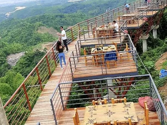 Điểm đến gần TP.HCM thu hút khách vào cuối hè