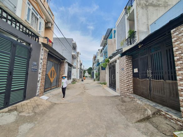 Bán đất 1/ hẻm 47 Trường Lưu giá 2,89 tỷ