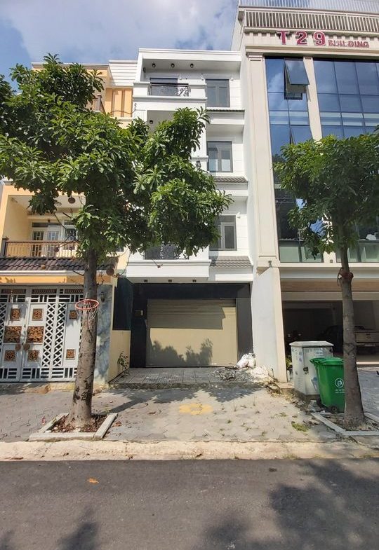 Cho thuê nhà nguyên căn ngay Lotte Thuận An, Bình Dương