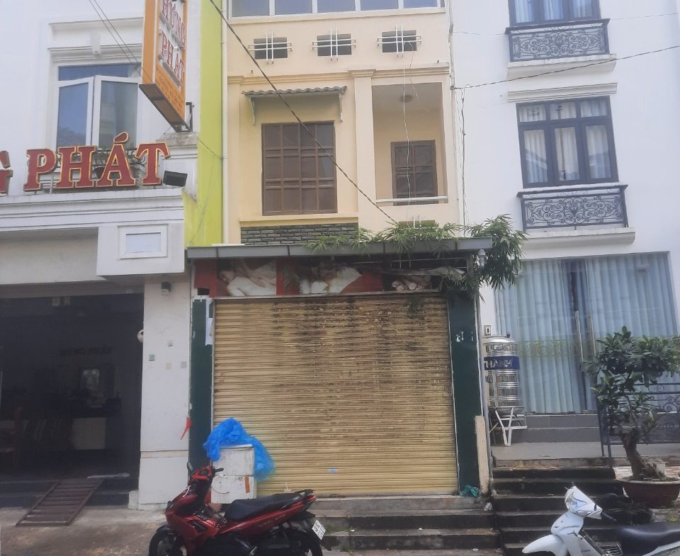 Bán nhà mt đường Lý Tự Trọng Tp Đà Lạt