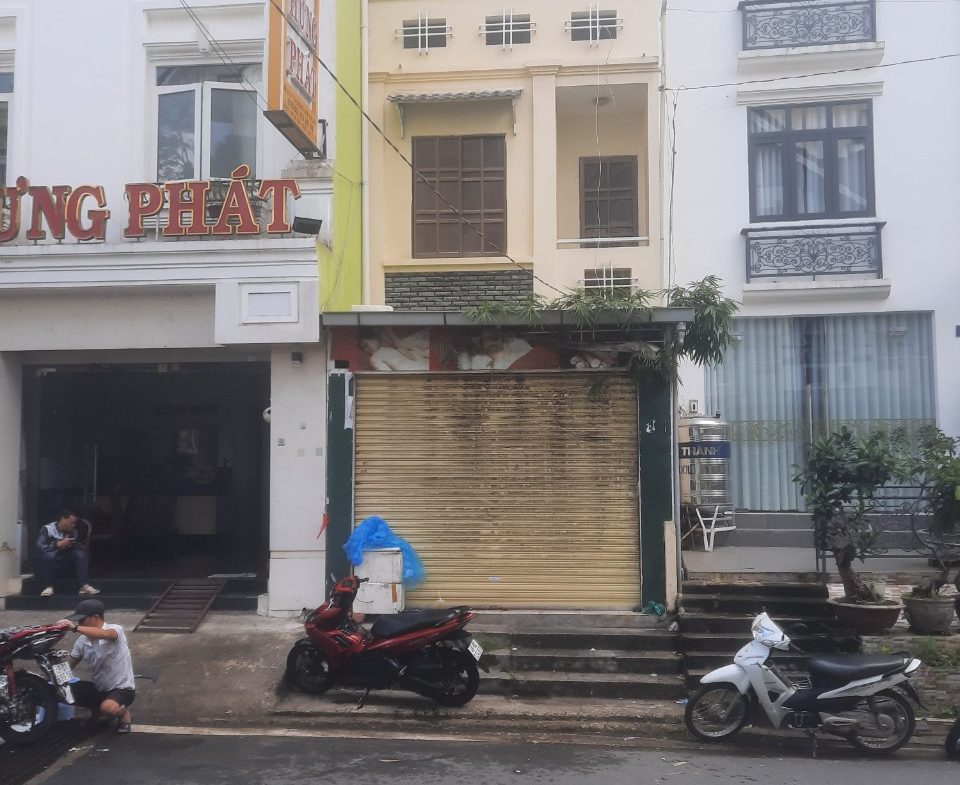 Bán nhà mt đường Lý Tự Trọng Tp Đà Lạt