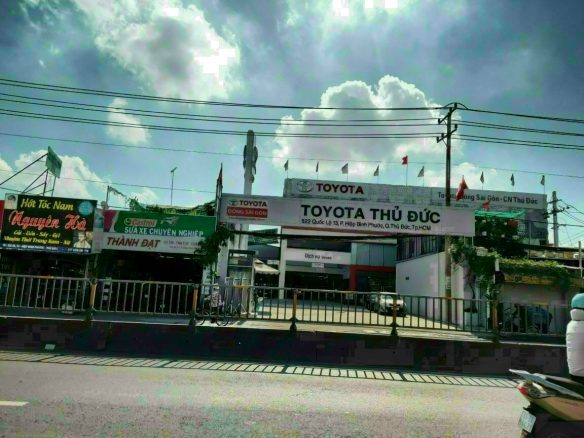 Cần Bán nhanh Nhà Mặt Tiền Quốc Lộ 13 Gần Ngay Vạn Phúc City
