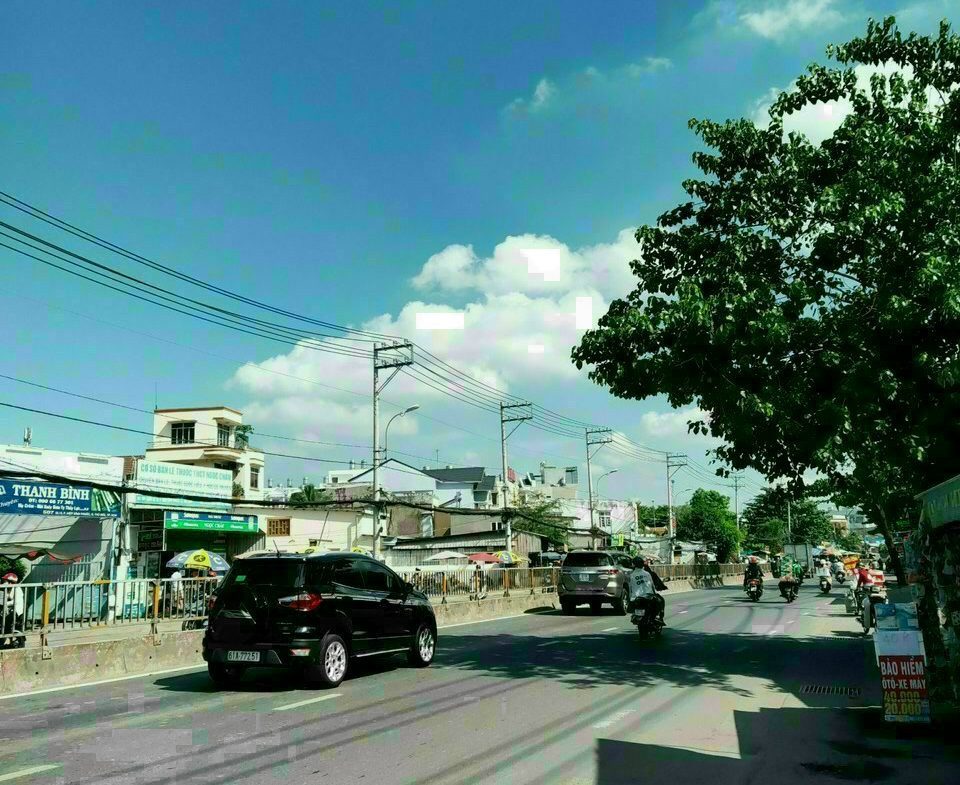 Cần Bán nhanh Nhà Mặt Tiền Quốc Lộ 13 Gần Ngay Vạn Phúc City