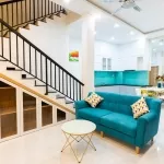 Nhà Đẹp View Sông: Cần bán nhà nhà 3 tầng + Sân Thượng đúc gần Vinhome Quận 9