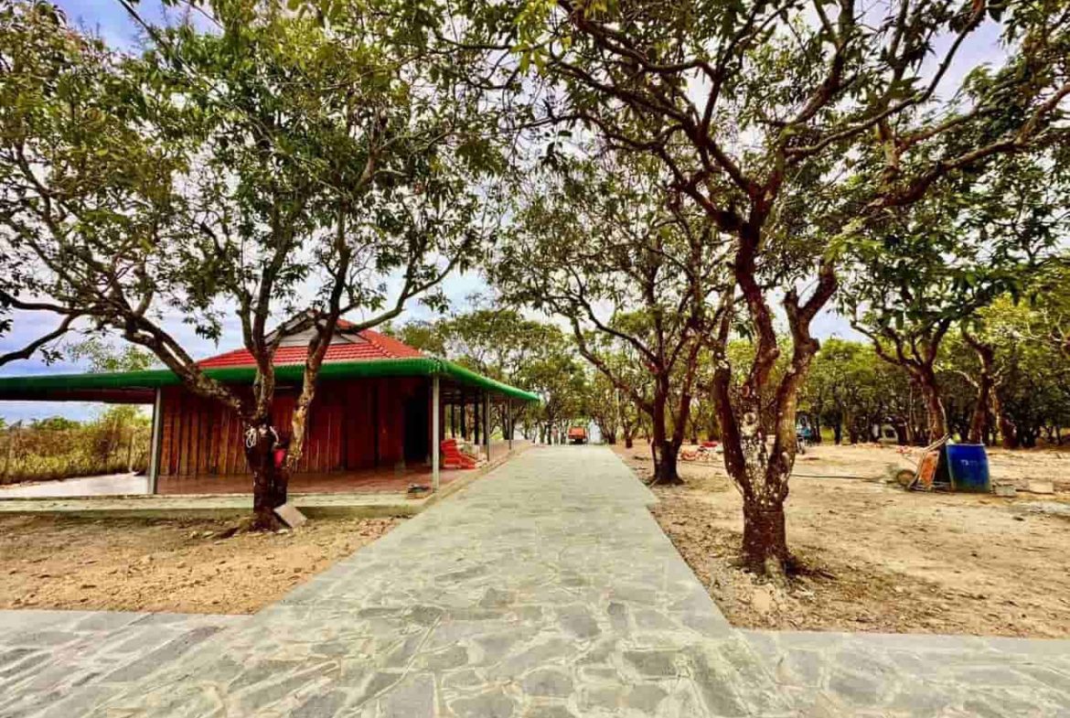 Bán nhà vườn ngay La Ngà Định Quán