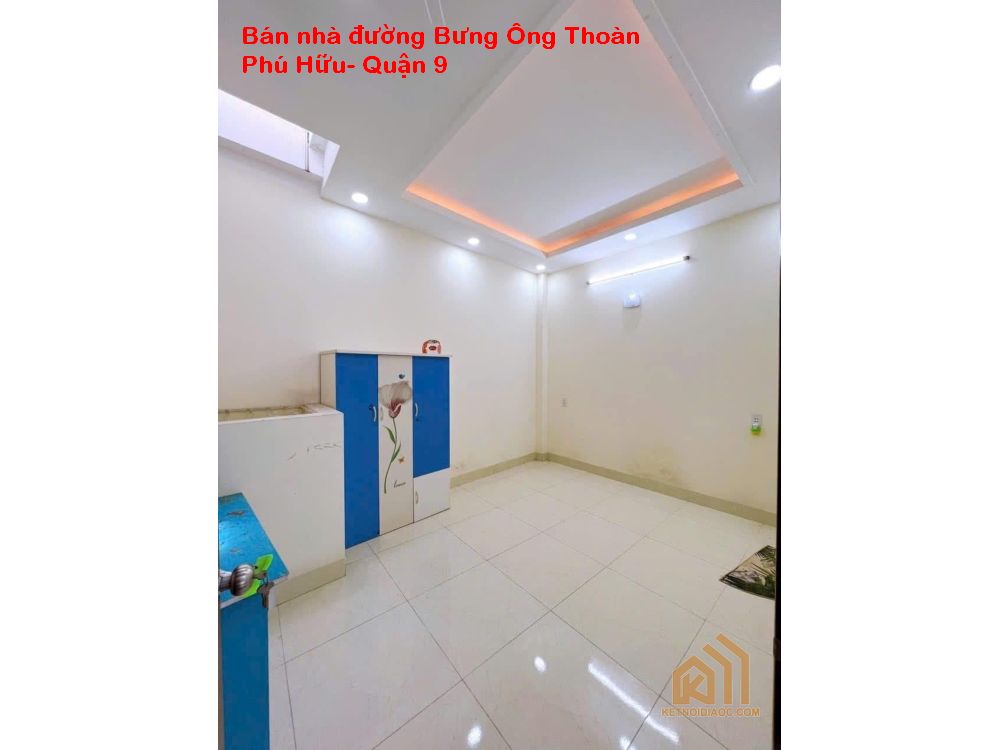 Bán gấp nhà đường Bưng Ông Thoàn quận 9