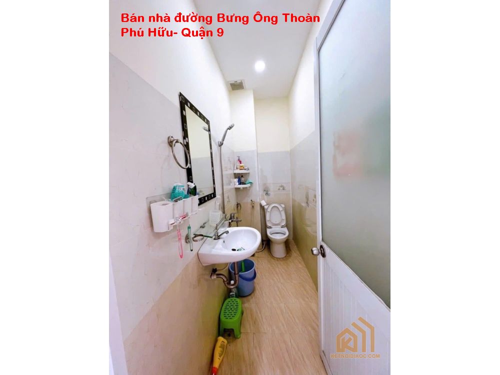 Bán gấp nhà đường Bưng Ông Thoàn quận 9