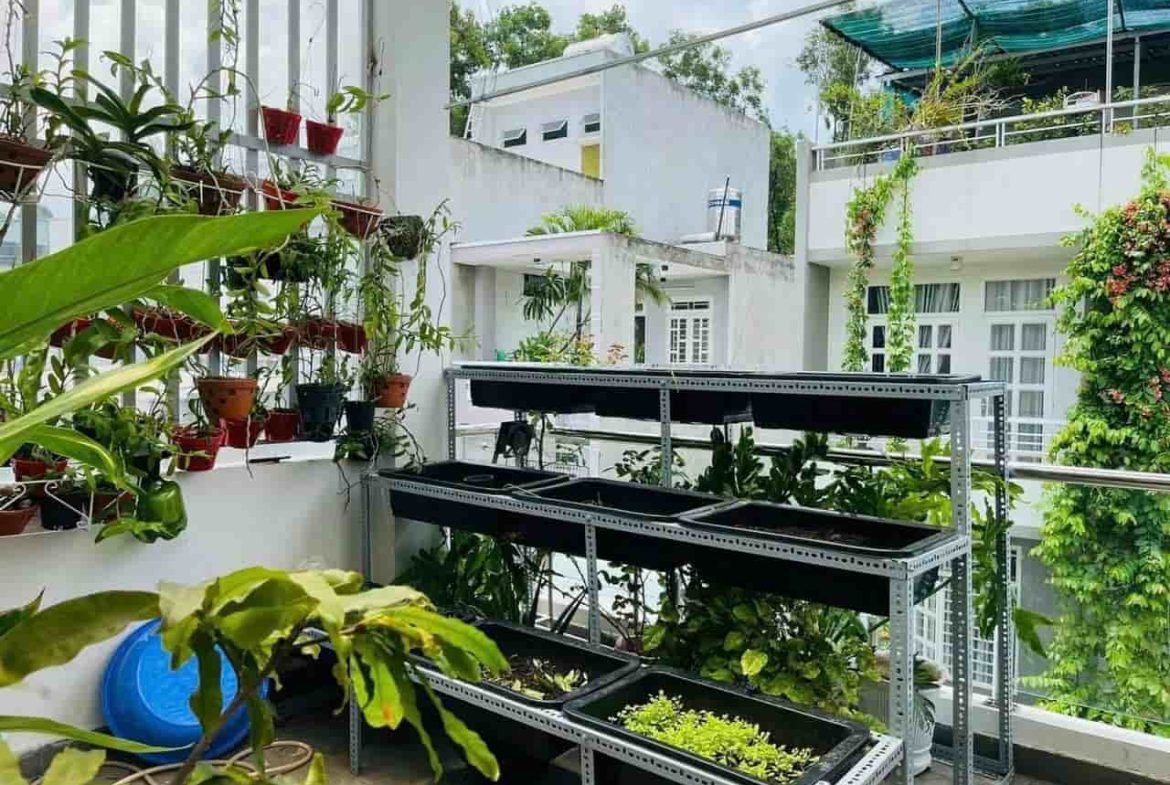 Cho thuê nhà nguyên căn hẻm xe hơi đường Đình Phong Phú quận 9