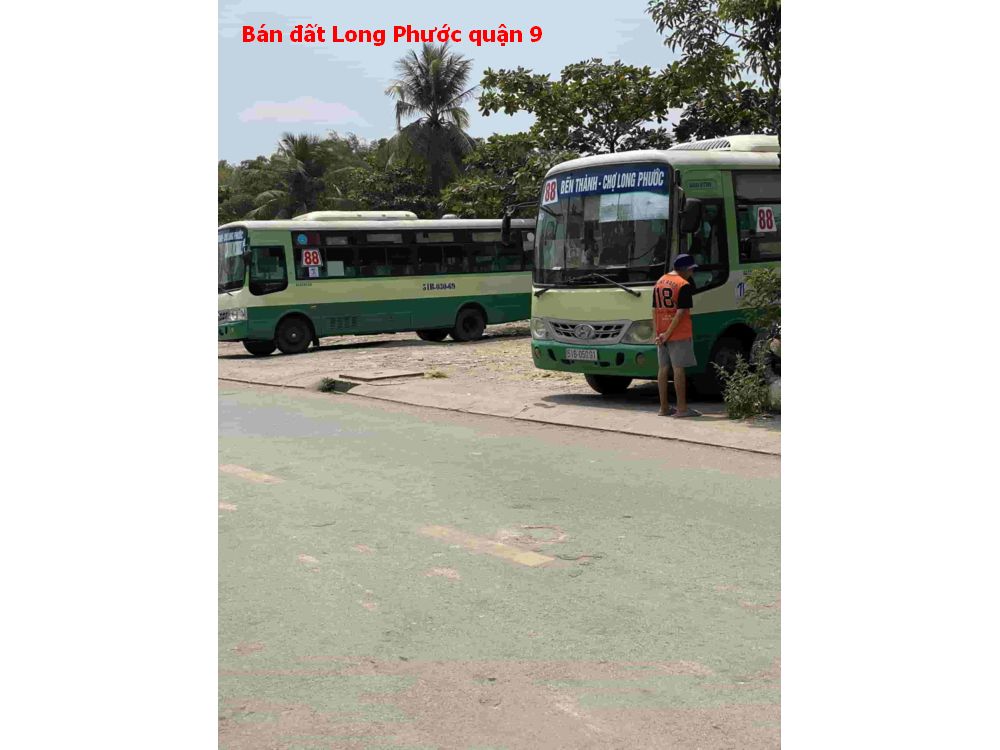 Bán đất ngay chợ Long Phước gần Vinhome Grand Park