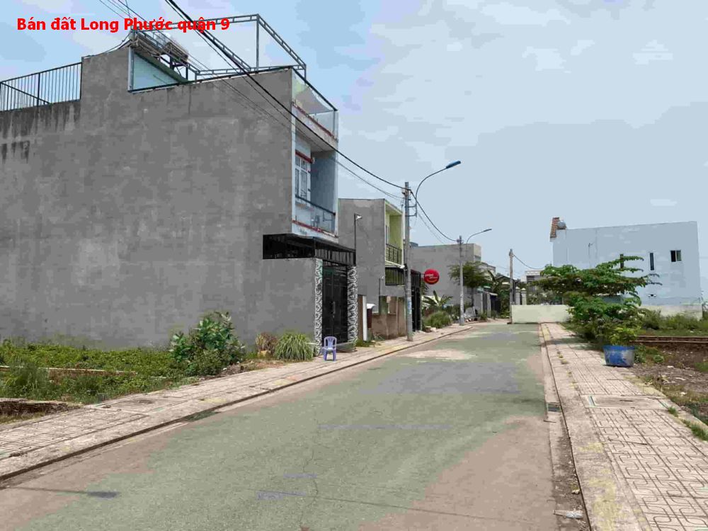 Bán đất ngay chợ Long Phước gần Vinhome Grand Park