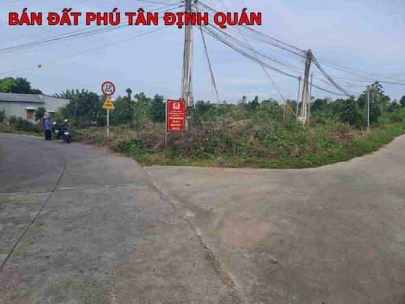 Bán đất nền Phú Tân giá 450tr