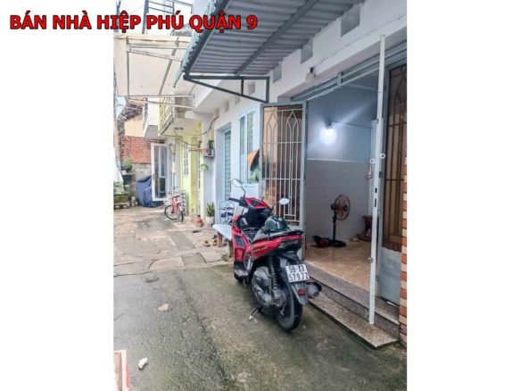 Bán nhà nhỏ phường Hiệp Phú quận 9 sổ riêng giá chỉ 1,3 tỷ