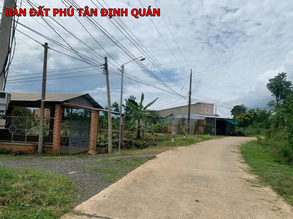 Bán gấp đất Phú Tân _ Định Quán giá rẻ