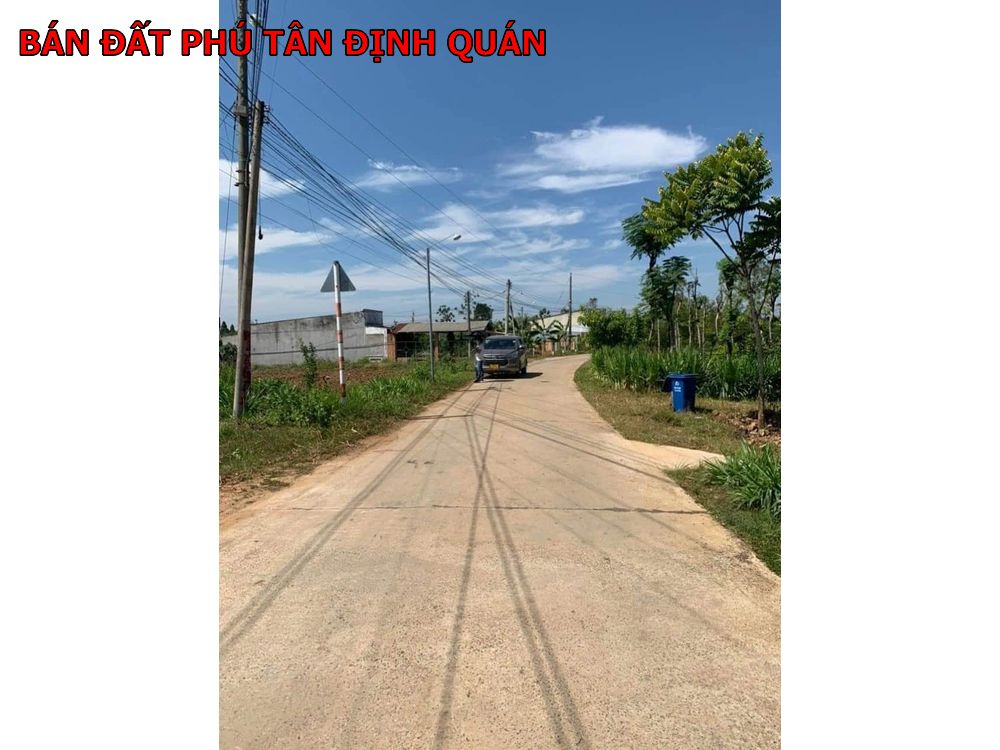 Bán gấp đất Phú Tân _ Định Quán giá rẻ