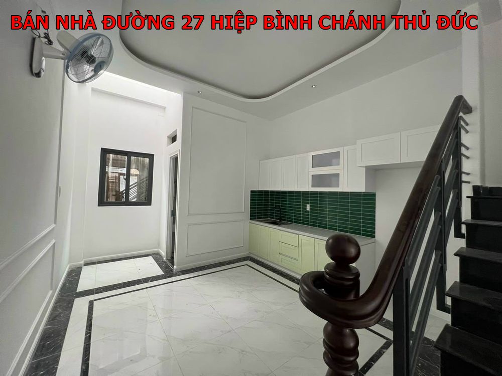 Bán nhà 1 trệt 3 lầu đường 27 Hiệp Bình Chánh Thủ Đức