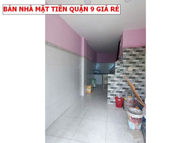 Bán nhà mặt tiền quận 9 giá 2,1 tỷ