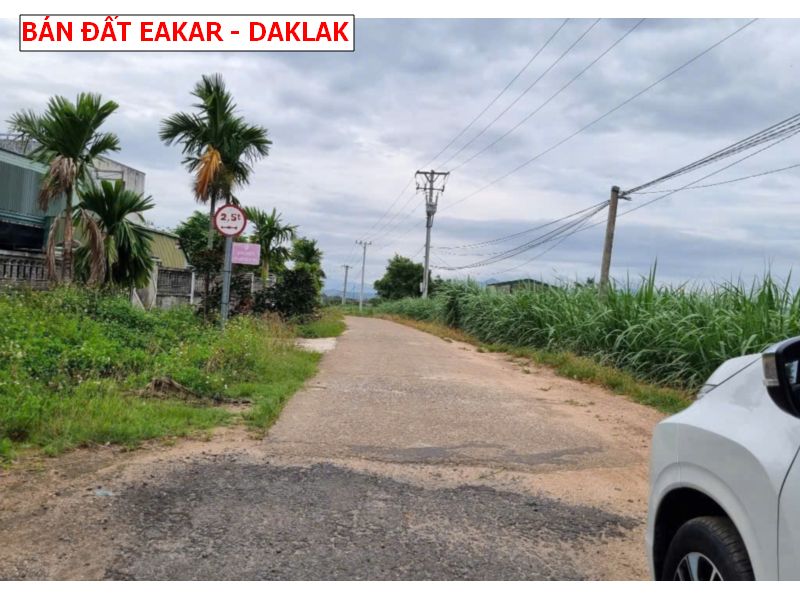 Bán đất Eakar – Đaklal, đất vườn phủ hồng 5400m2 giá chỉ 499tr