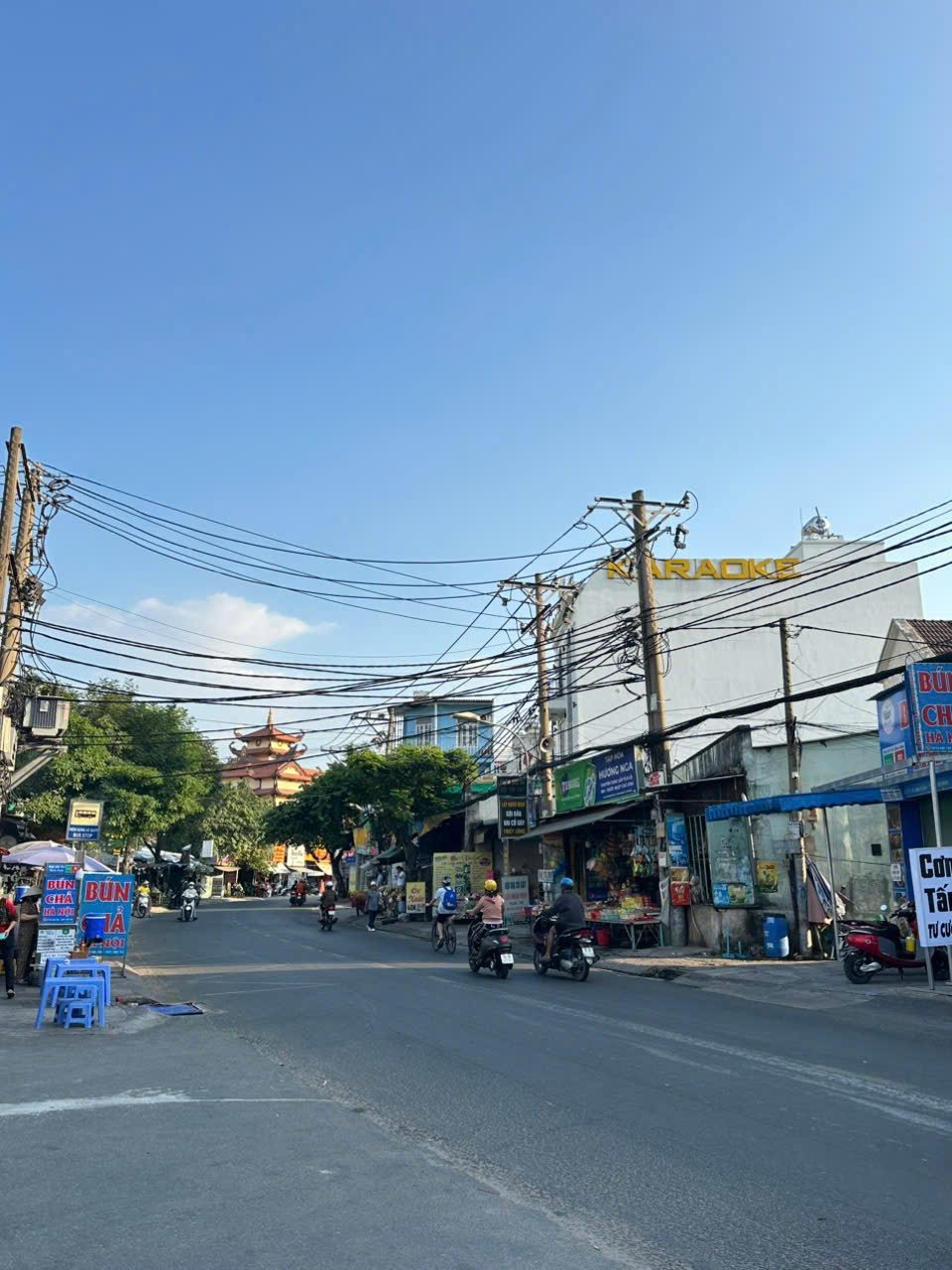 Bán nhà mặt tiền Chuông Tre Linh Xuân Thủ Đức – vừa ở vừa kinh doanh, có 4 phòng trọ thu nhập 20tr/tháng, giá 9.8 tỷ TL