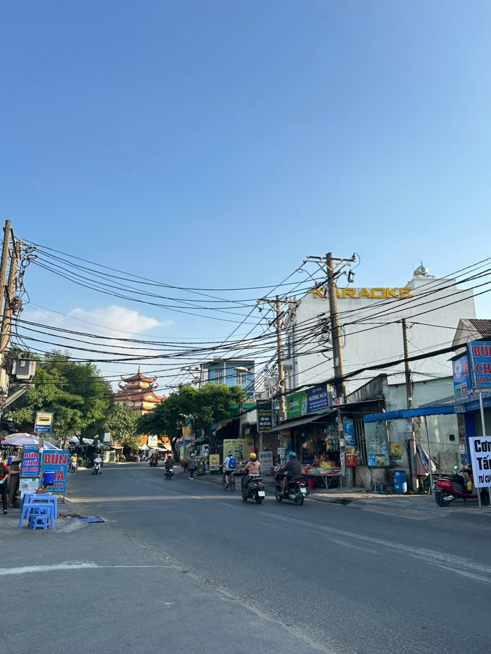 Bán nhà mặt tiền Chuông Tre Linh Xuân Thủ Đức – vừa ở vừa kinh doanh, có 4 phòng trọ thu nhập 20tr/tháng, giá 9.8 tỷ TL